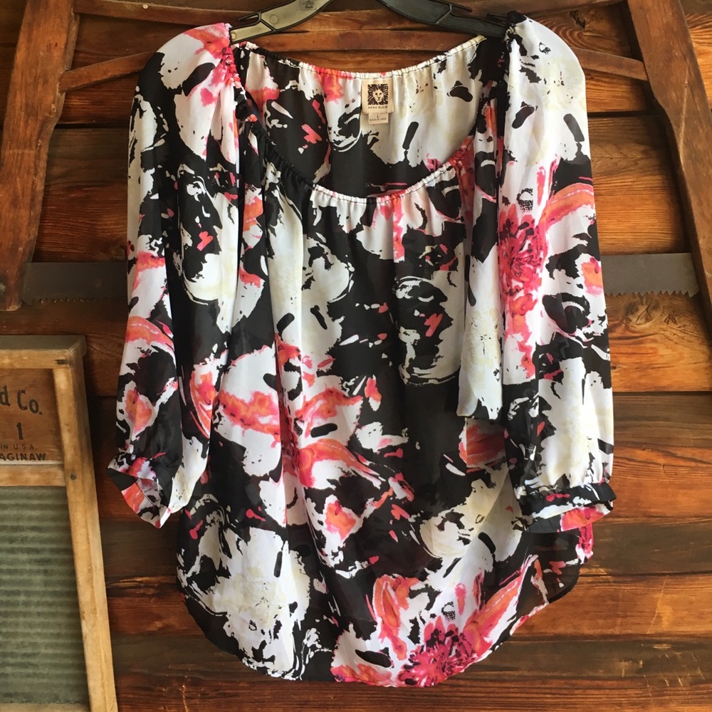 Anne Klein size L resort wear or office